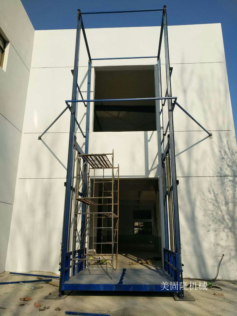 新疆仓库专用导轨式升降货梯价格