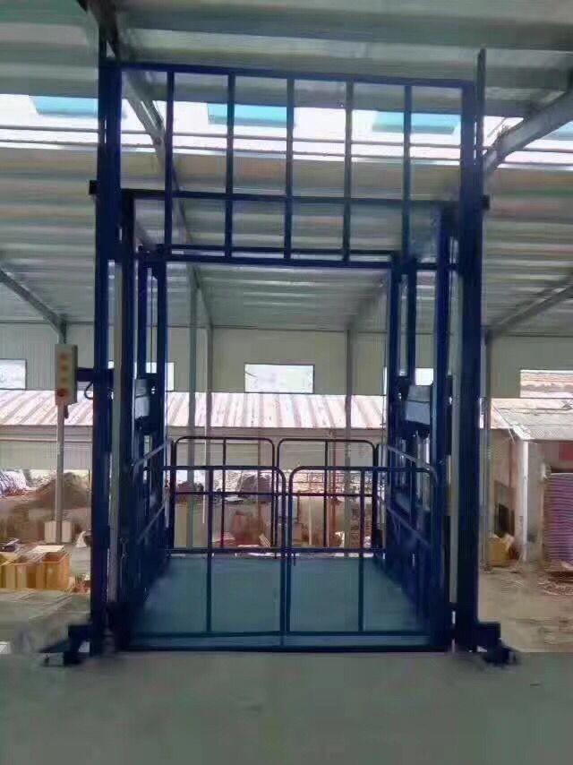 新疆简易货梯